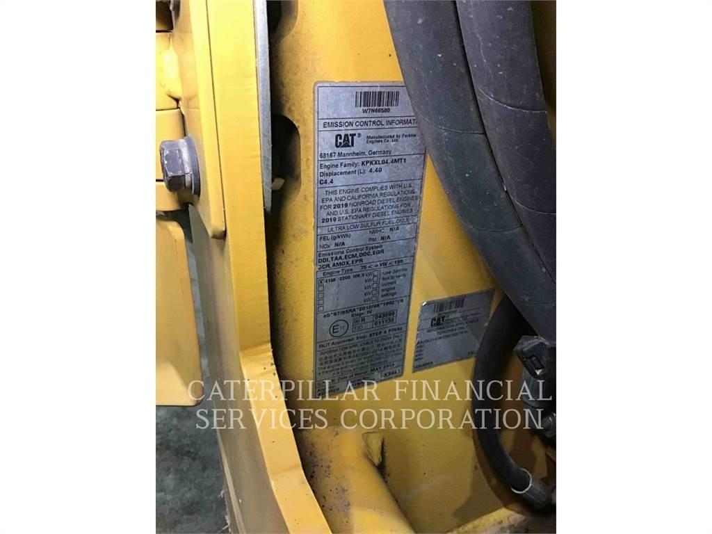 CAT CB13 Катки тротуарные