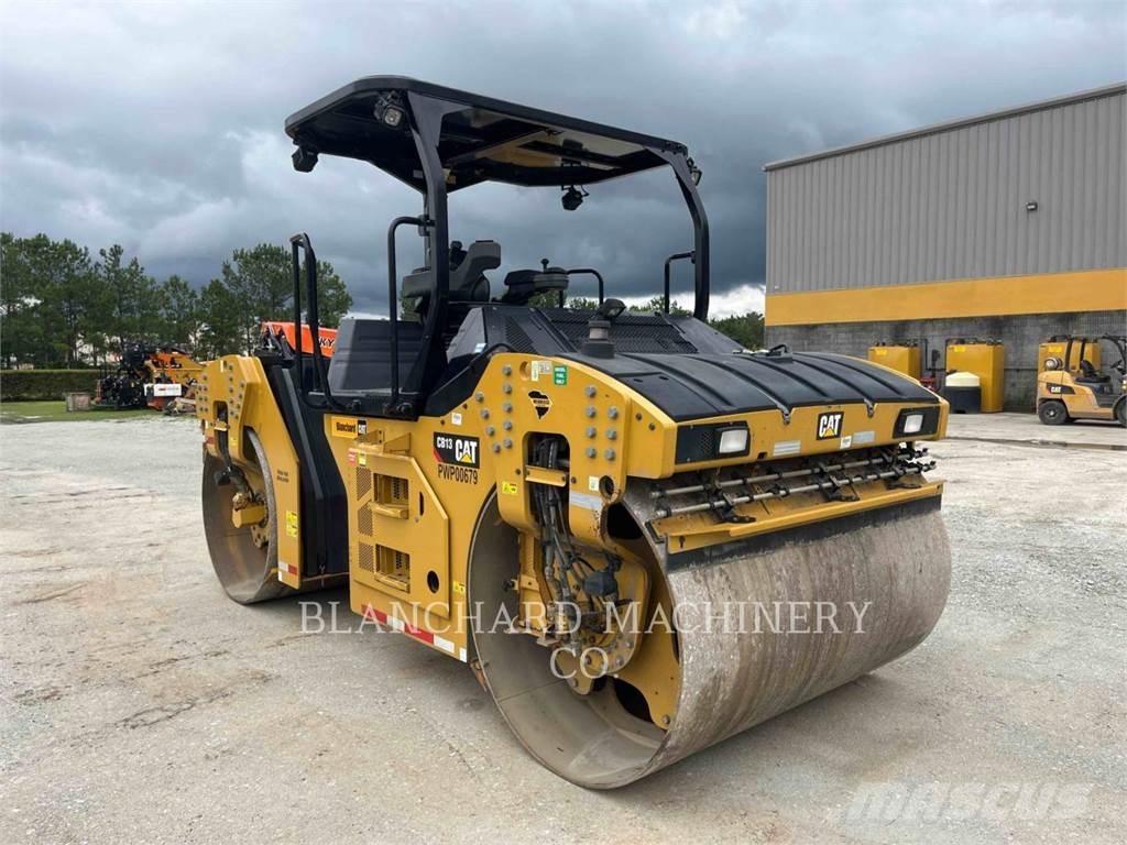 CAT CB13 Катки тротуарные