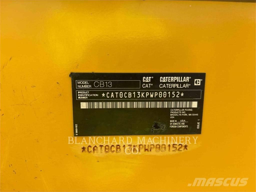 CAT CB13 Катки тротуарные