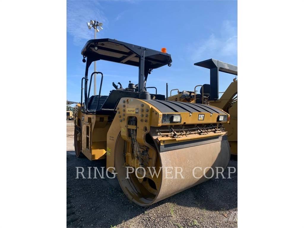 CAT CB13 OSC Катки тротуарные