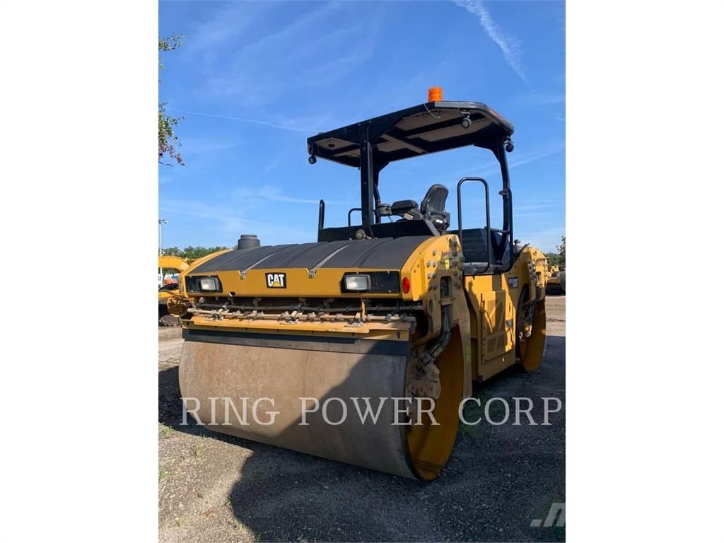 CAT CB13 OSC Катки тротуарные