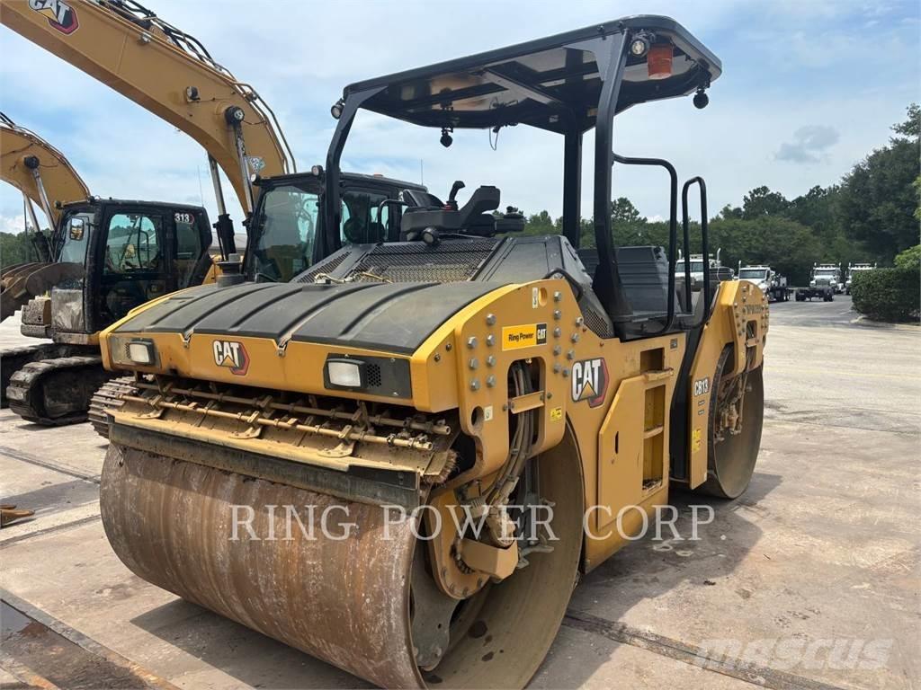 CAT CB13 OSC Катки тротуарные