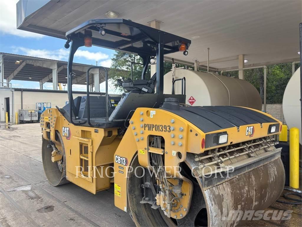 CAT CB13 OSC Катки тротуарные