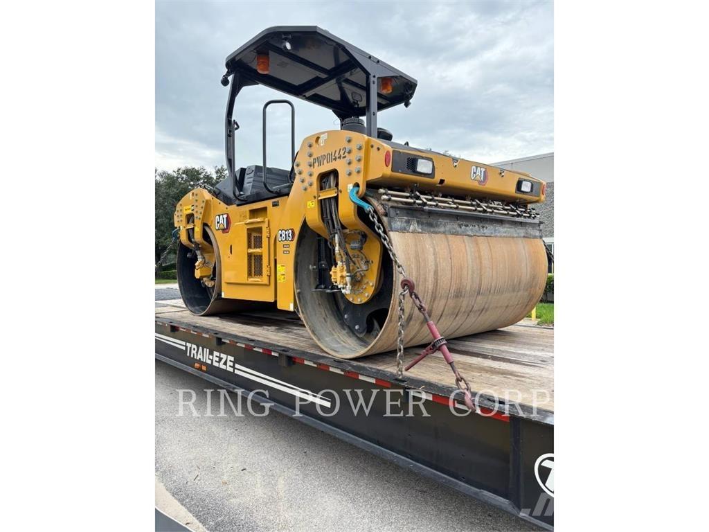 CAT CB13 OSC Катки тротуарные