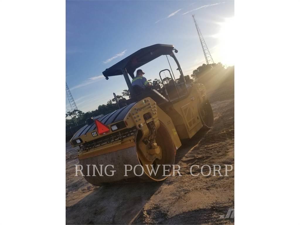 CAT CB13 OSC Катки тротуарные