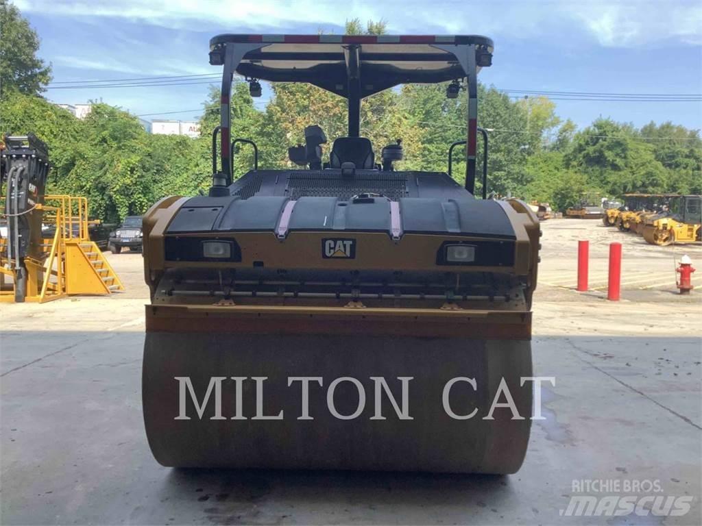 CAT CB15 Катки тротуарные