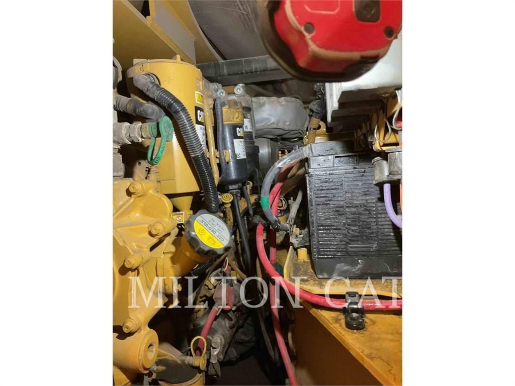 CAT CB15 Уплотнители грунта