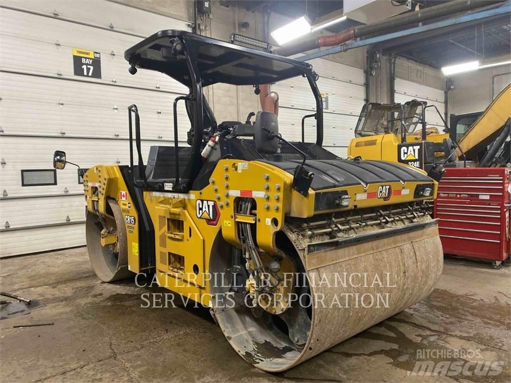 CAT CB15 Катки тротуарные