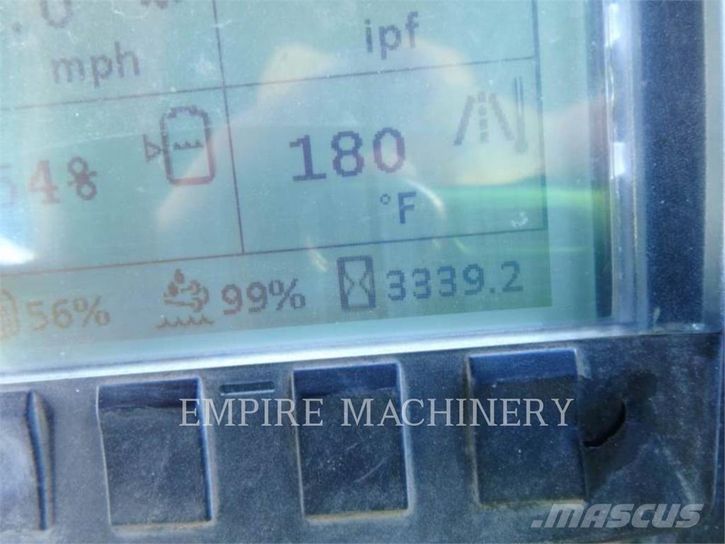 CAT CB15 Катки тротуарные