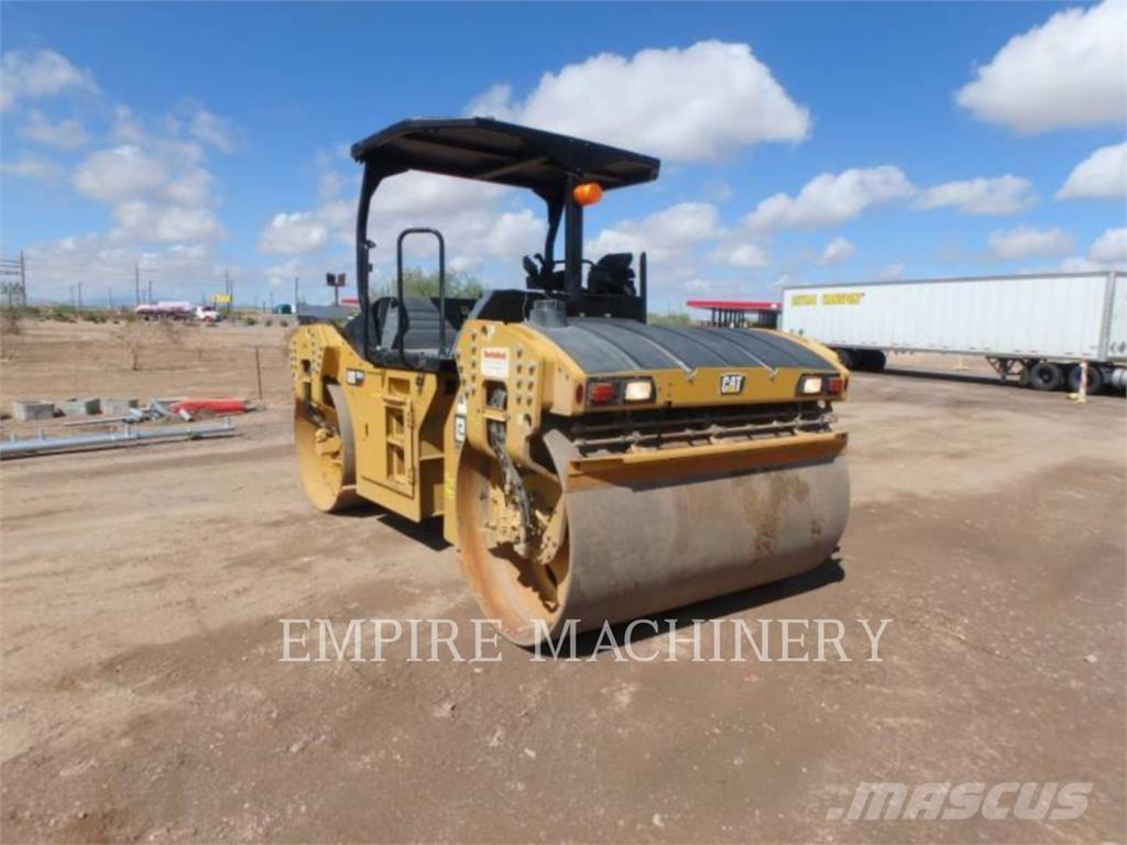 CAT CB15 Катки тротуарные