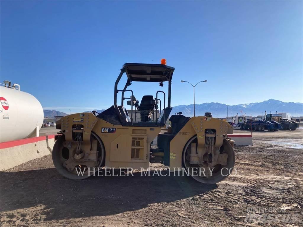 CAT CB15 Катки тротуарные