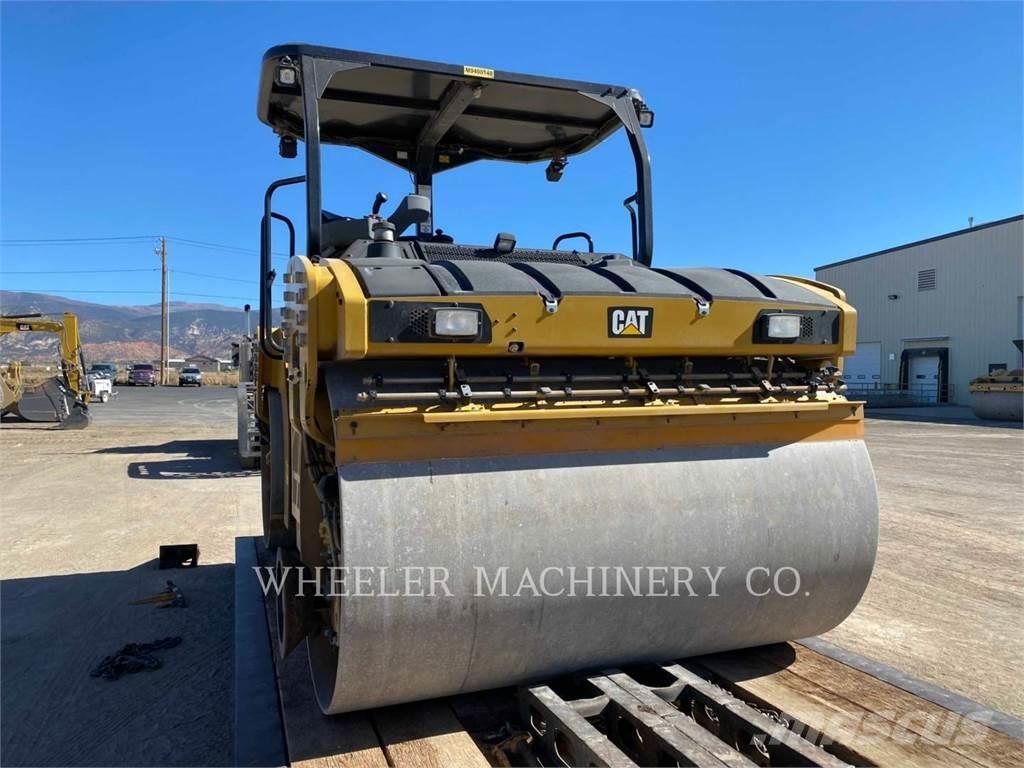 CAT CB15 CW Катки тротуарные