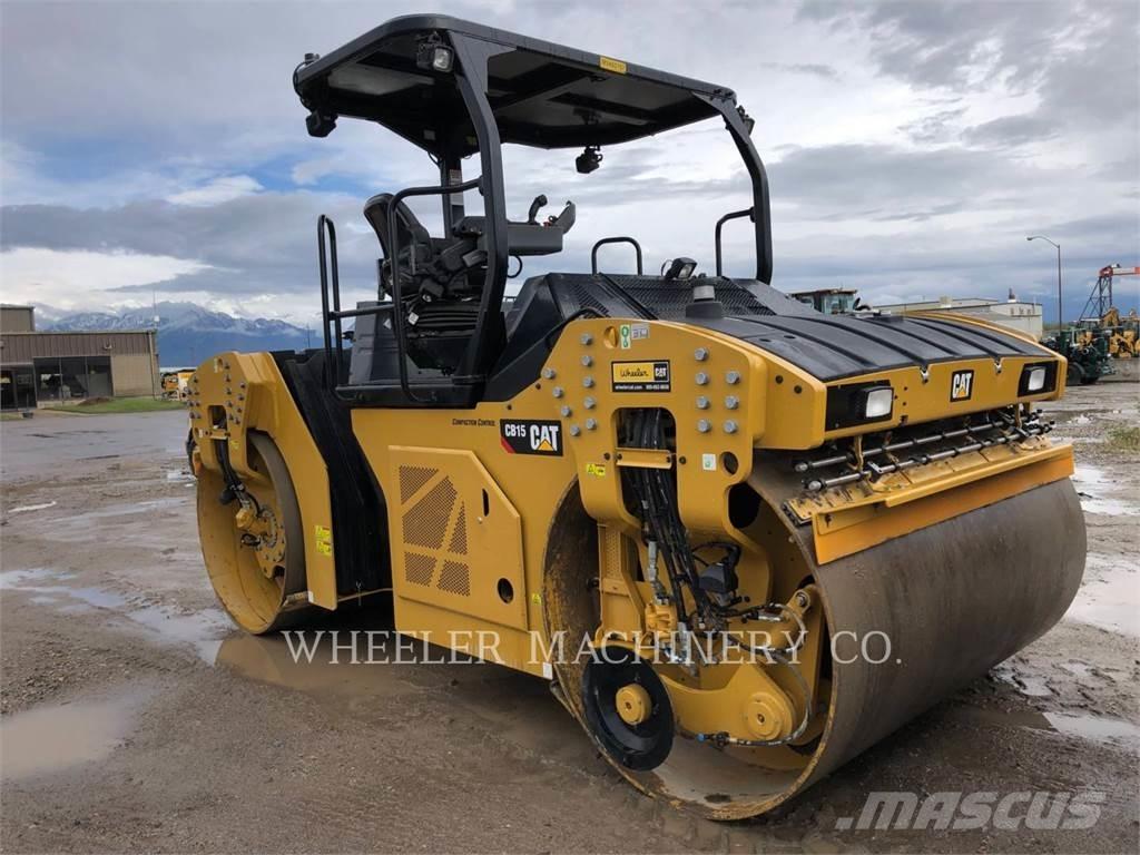 CAT CB15 CW Катки тротуарные