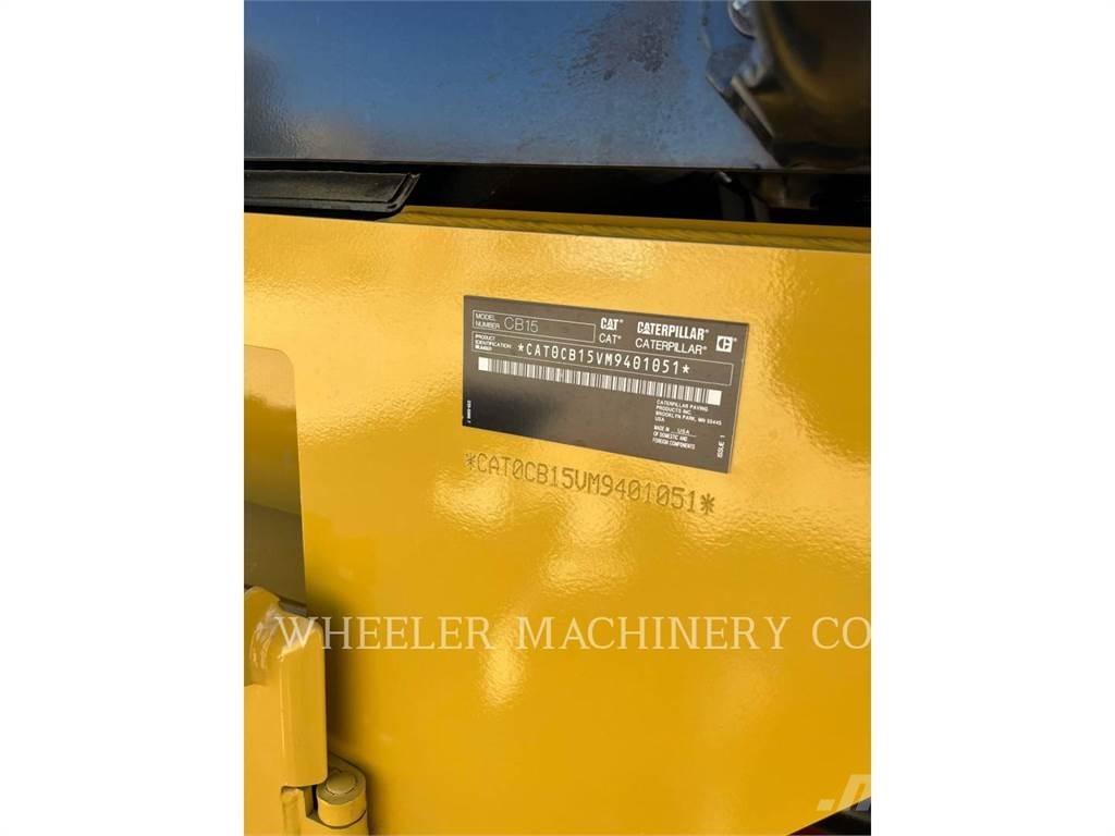 CAT CB15 CW VV Катки тротуарные