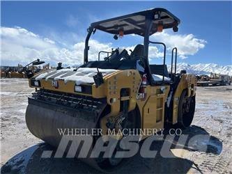 CAT CB15 CW VV Катки тротуарные