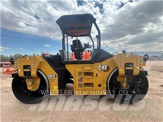 CAT CB15 CW VV Катки тротуарные
