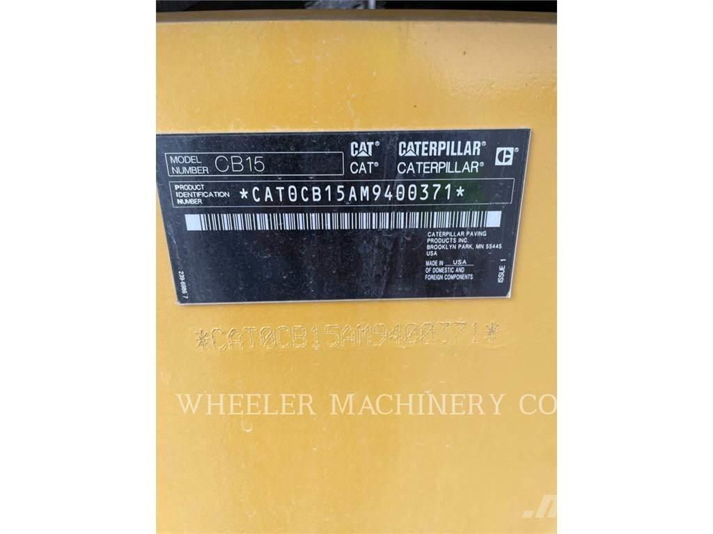 CAT CB15 VV Катки тротуарные