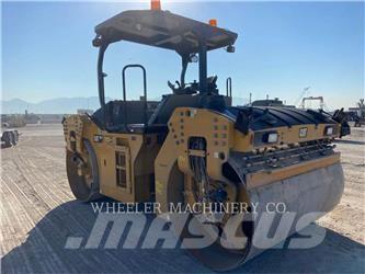CAT CB15 VV Катки тротуарные