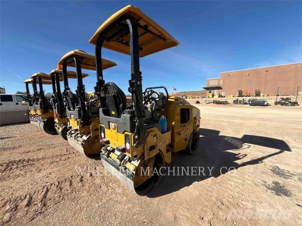 CAT CB2.5 Катки тротуарные