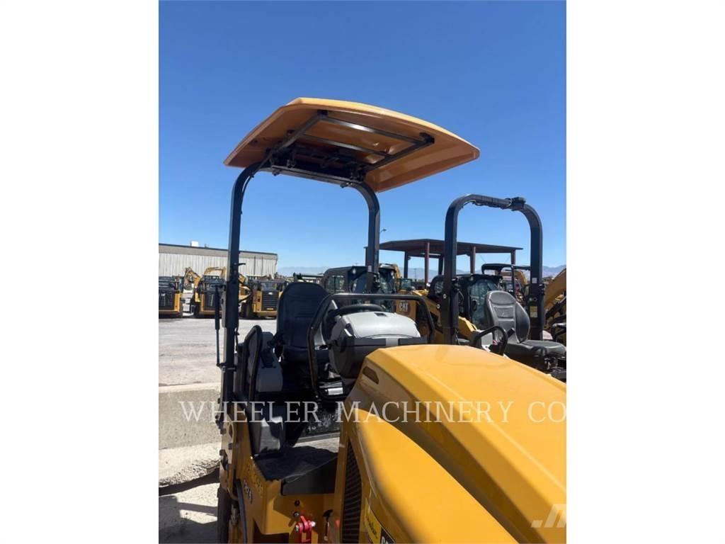 CAT CB2.5 Катки тротуарные
