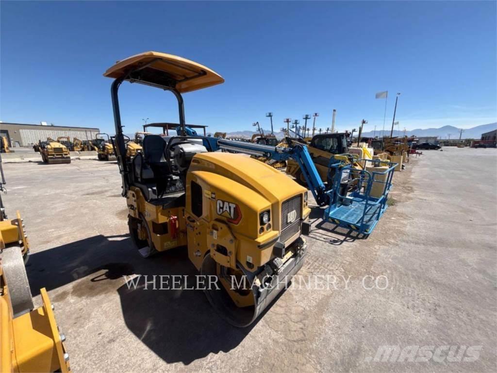 CAT CB2.5 Катки тротуарные