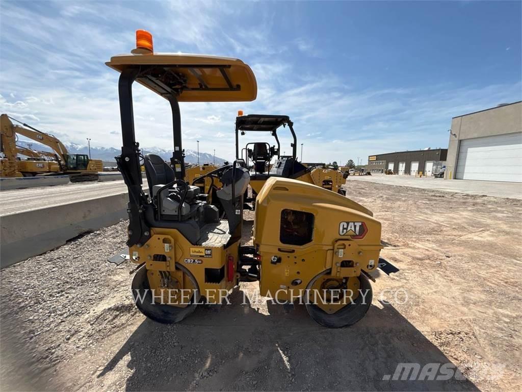 CAT CB2.5 GC Катки тротуарные
