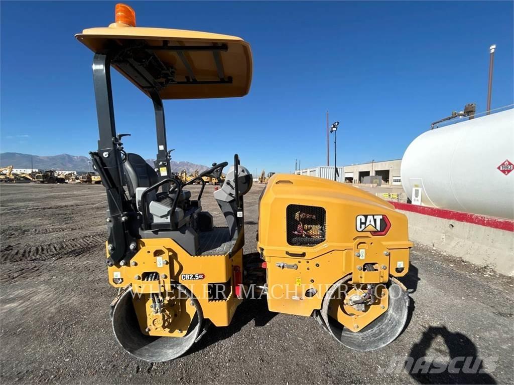 CAT CB2.5 GC Катки тротуарные