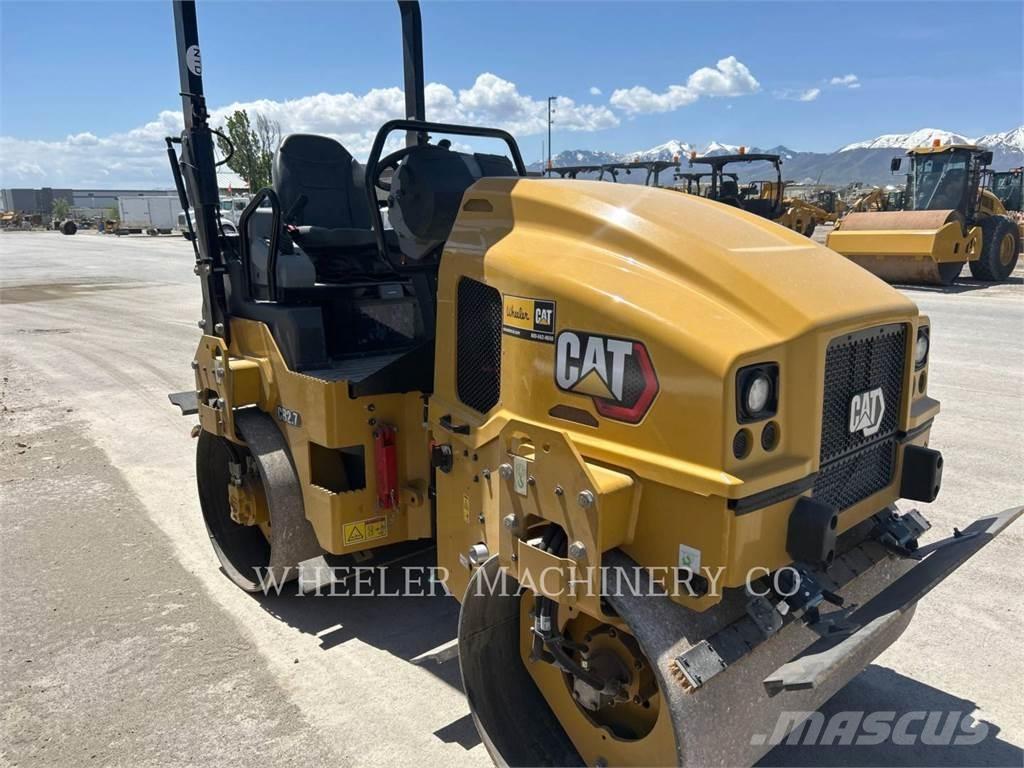 CAT CB2.7 Катки тротуарные