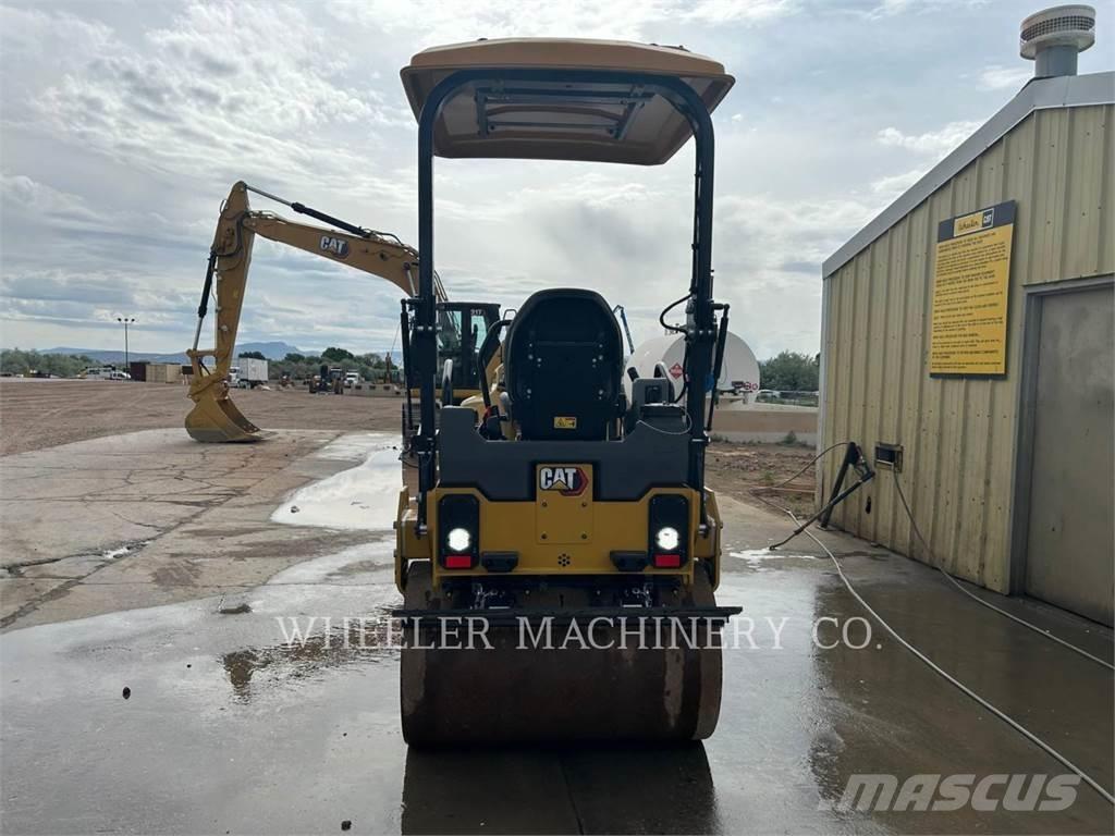 CAT CB2.7 Катки тротуарные