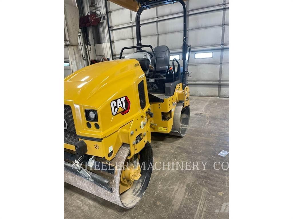 CAT CB2.7 Катки тротуарные