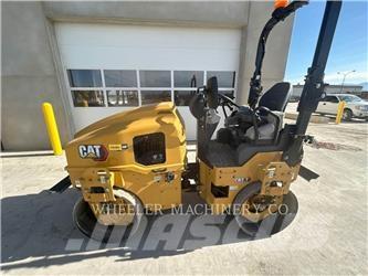 CAT CB2.7 Катки тротуарные
