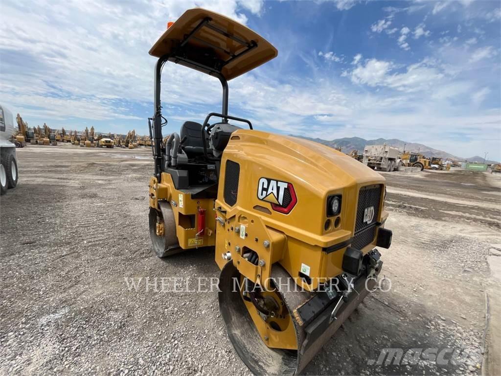 CAT CB2.7 Катки тротуарные