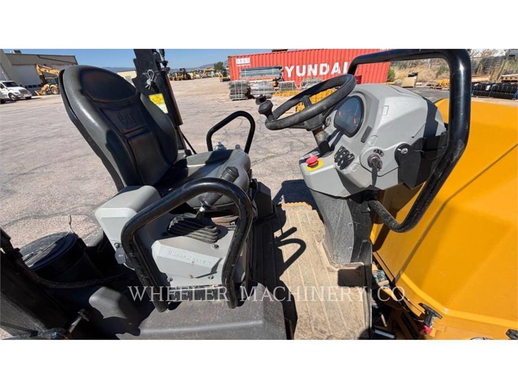 CAT CB2.7 Катки тротуарные