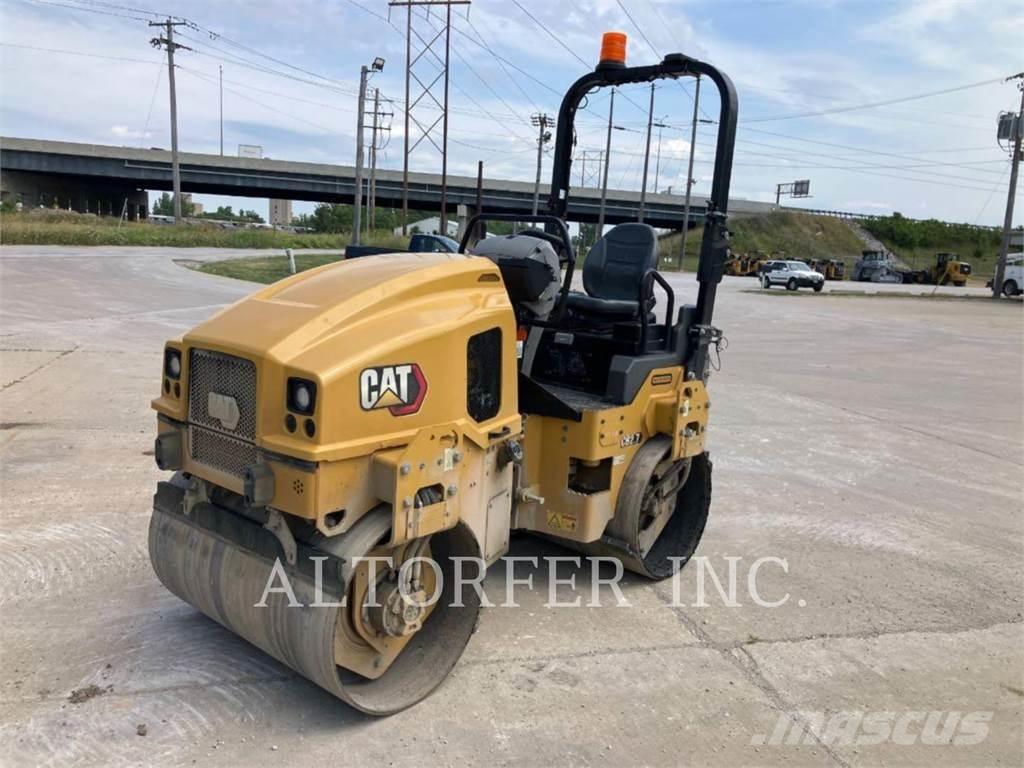 CAT CB2.7-03 Катки тротуарные