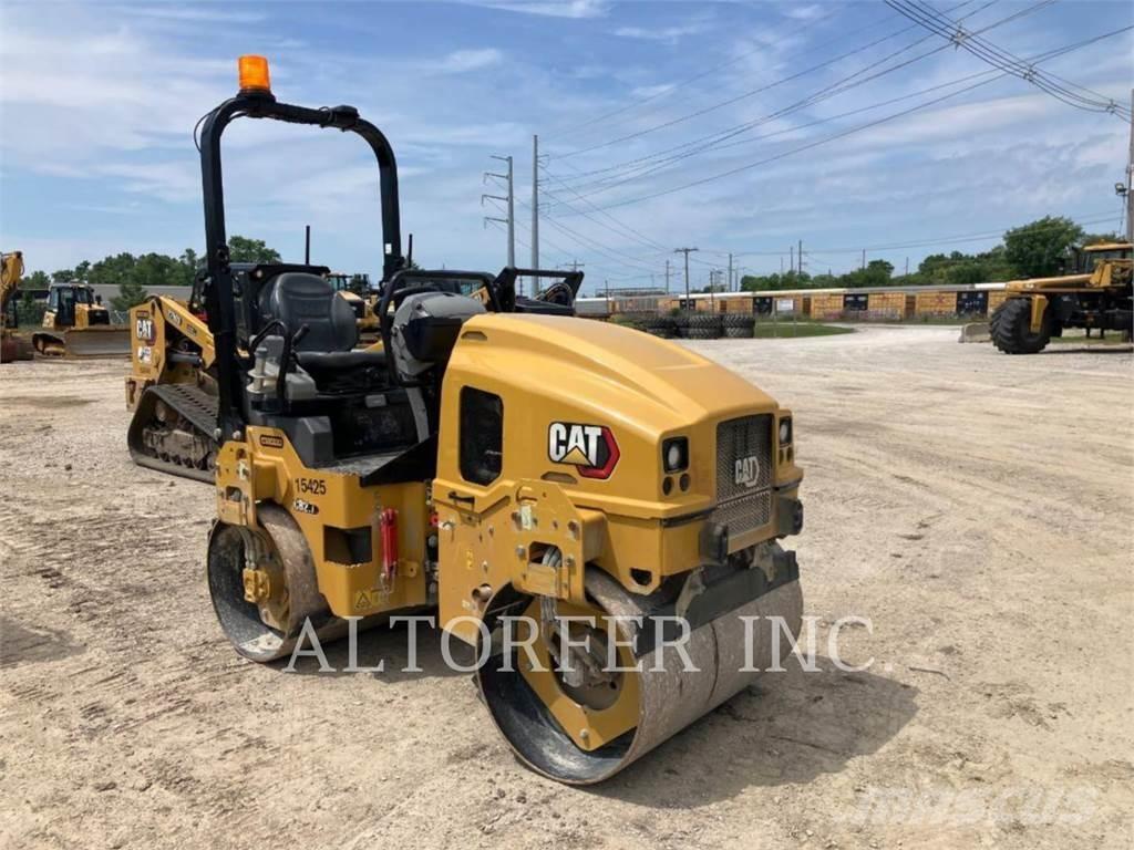 CAT CB2.7-03 Катки тротуарные