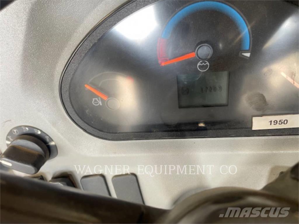 CAT CB2.7-03 Уплотнители грунта