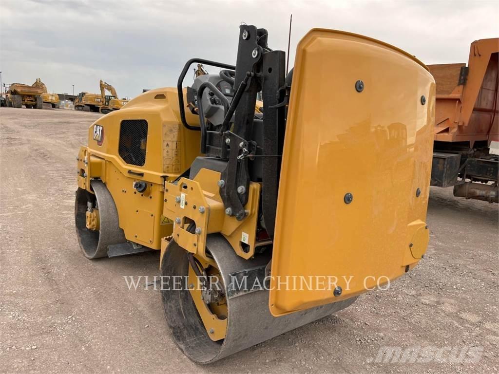 CAT CB2.7 GC Катки тротуарные