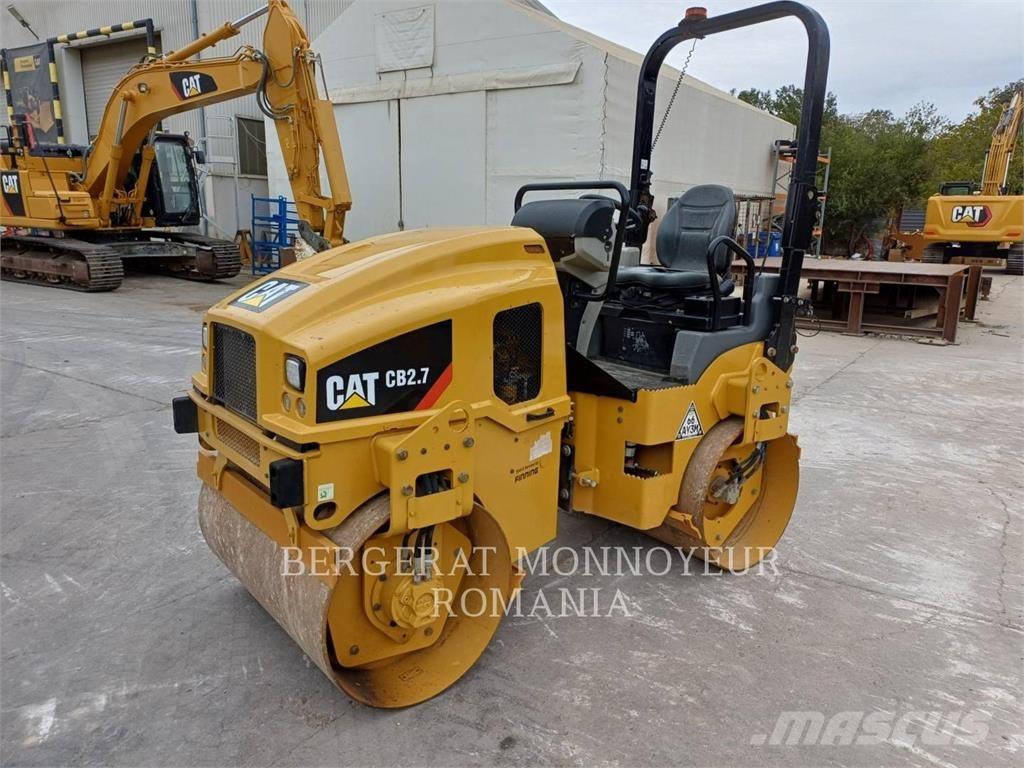 CAT CB2.7LRC Катки тротуарные