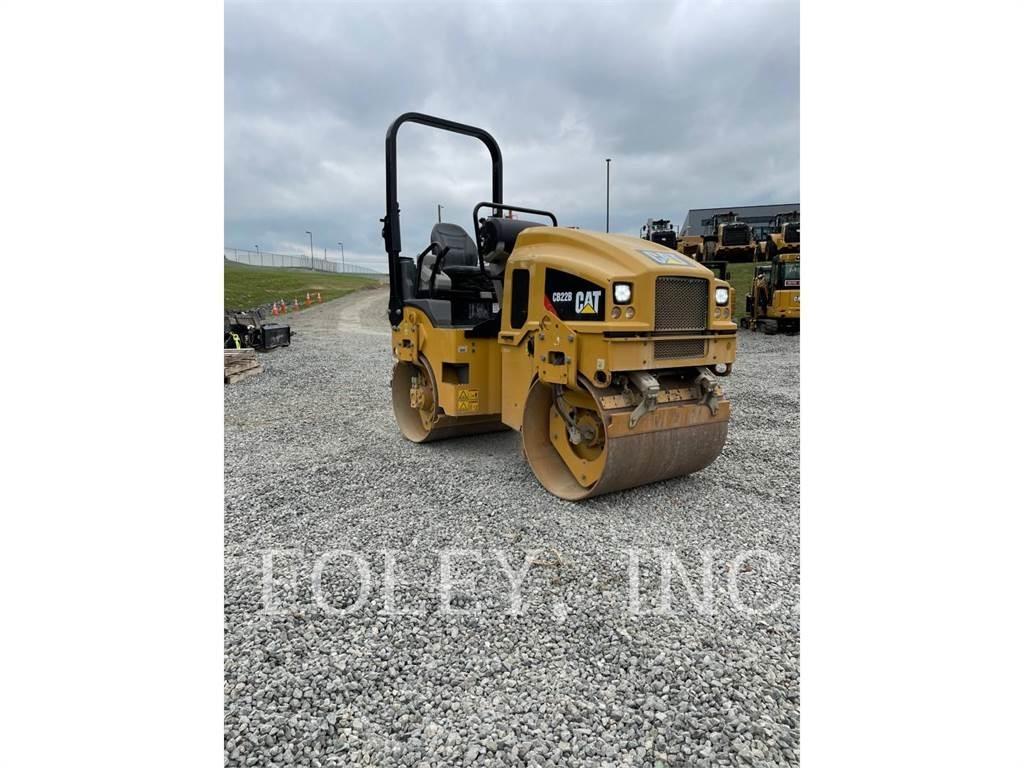 CAT CB22B Катки тротуарные