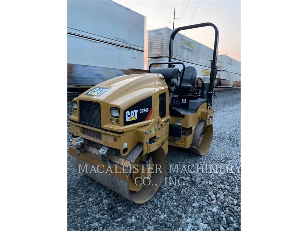 CAT CB24B Катки тротуарные