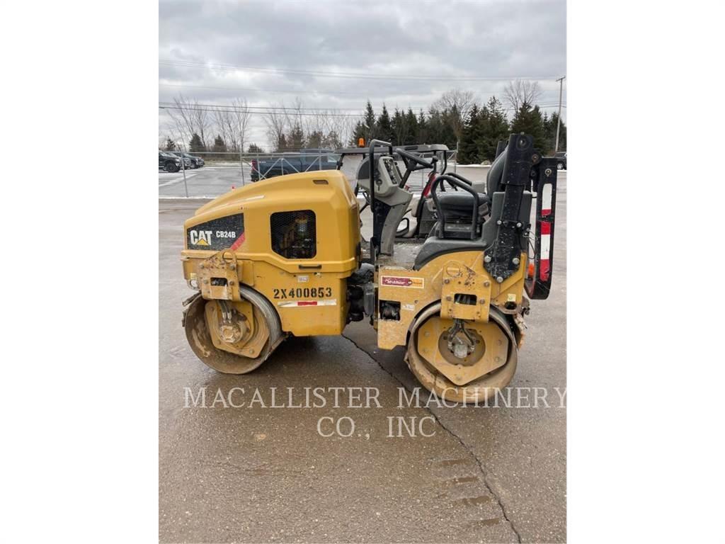 CAT CB24B Катки тротуарные