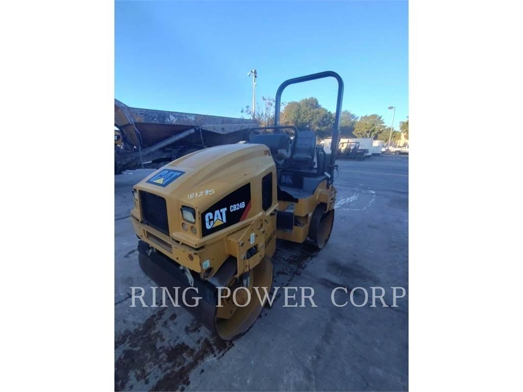 CAT CB24B Катки тротуарные