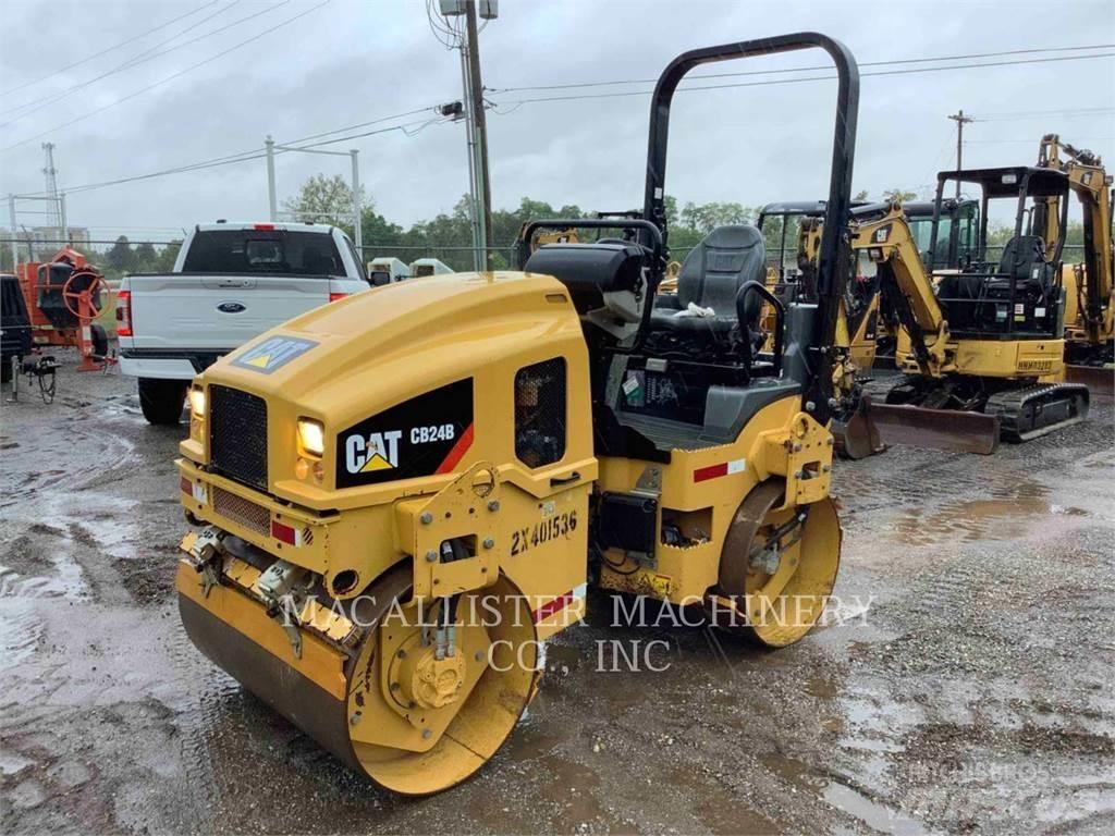 CAT CB24B Катки тротуарные