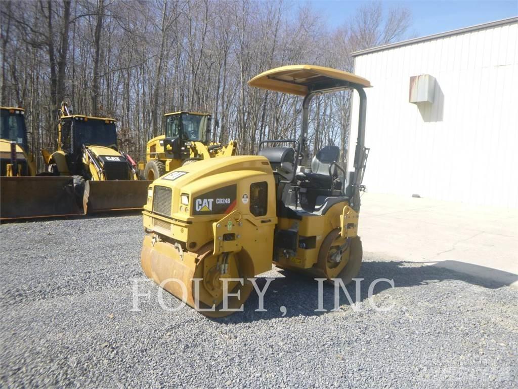CAT CB24B Катки тротуарные