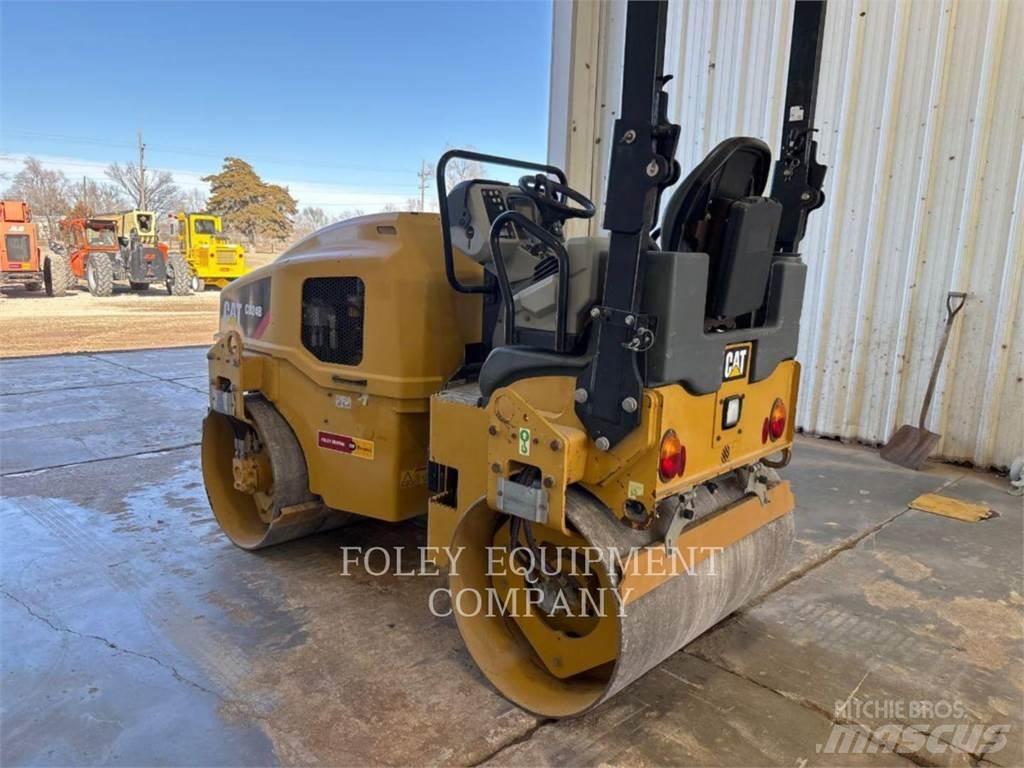 CAT CB24B Уплотнители грунта