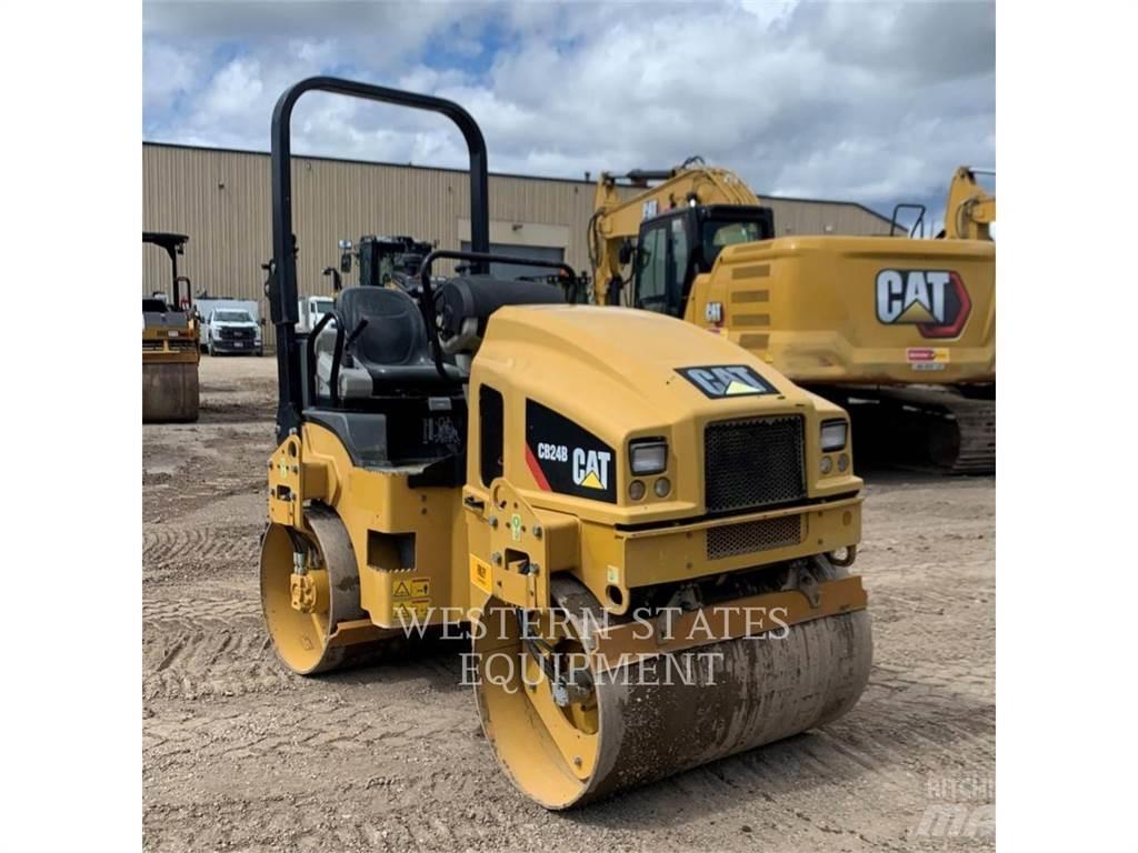 CAT CB24B Катки тротуарные