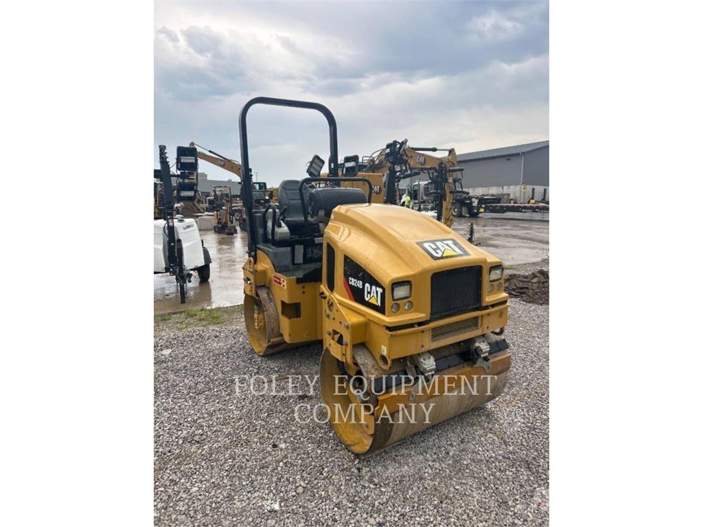 CAT CB24B Уплотнители грунта