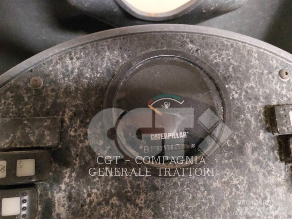 CAT CB34 Катки тротуарные