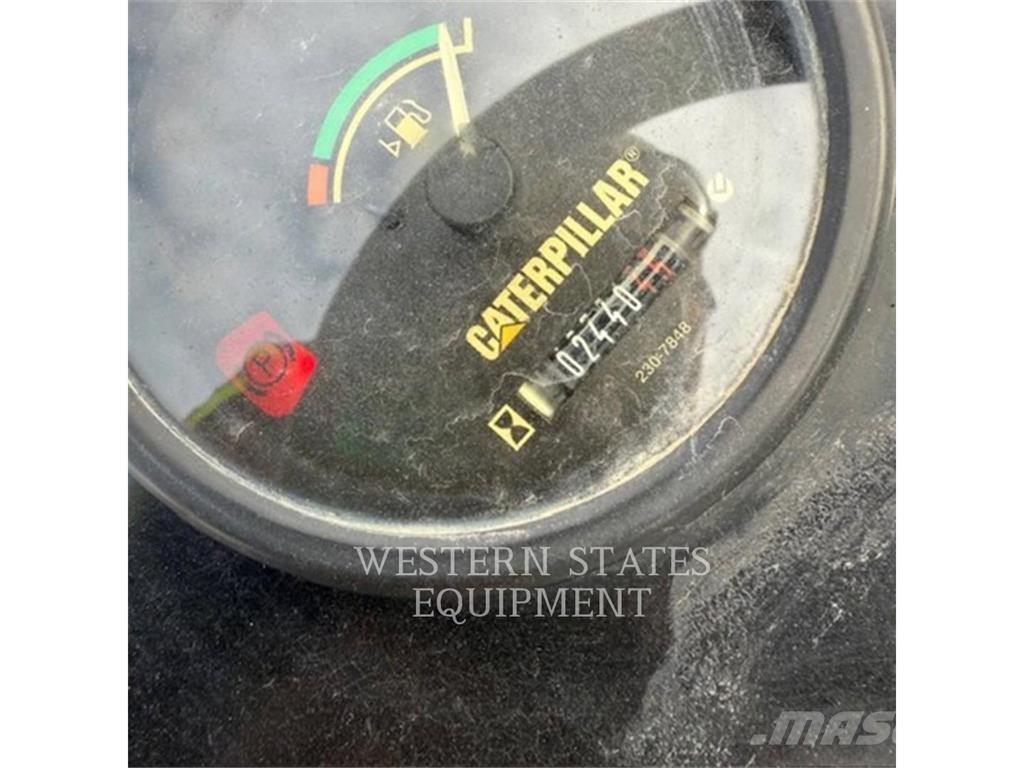 CAT CB34 Катки тротуарные