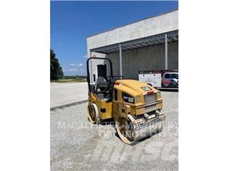 CAT CB34B Катки тротуарные